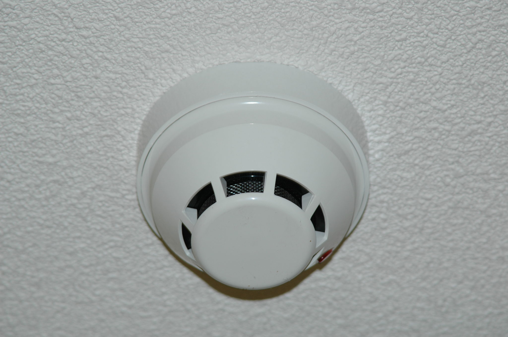How do Smoke Detectors Work? Keep Your Home Safe