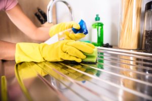 How to clean stainless steel