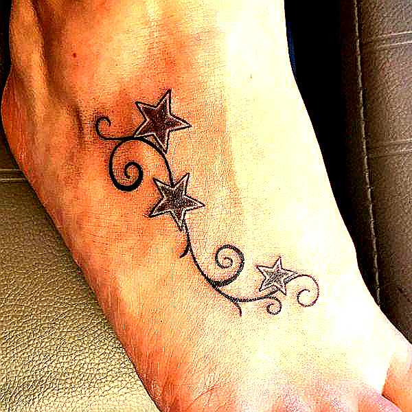 star tattoo