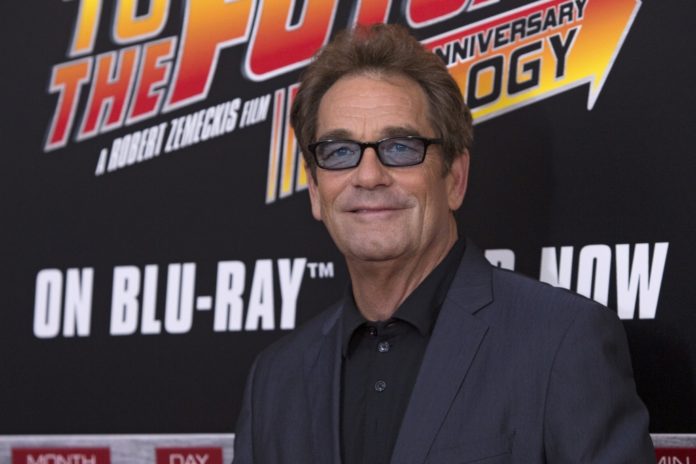 huey lewis net worth