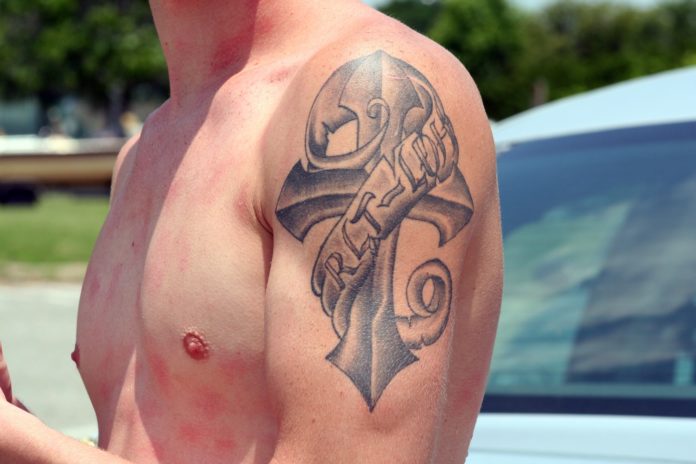 masculine tattoos (anchor tattoo)