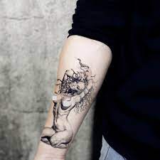 medusa naked women tattoo