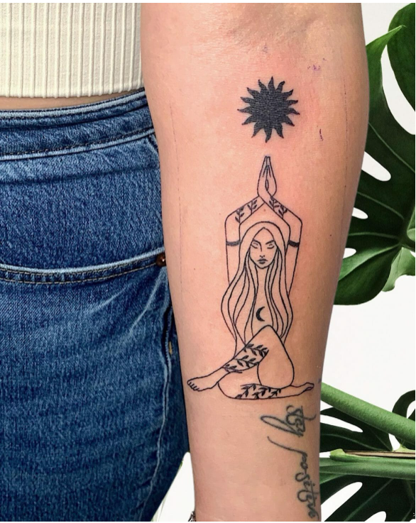 naked women tattoo