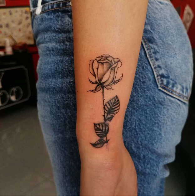  female dark cover up tattoos 