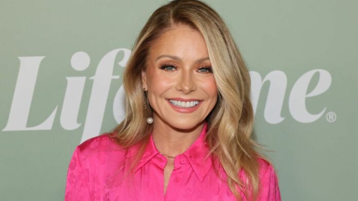 How Old is Kelly Ripa