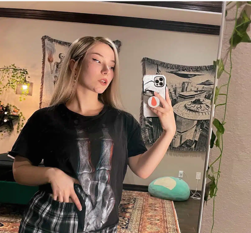 GOTH EGG (BIGTITTYGOTHEGG) AGE, BF, NET WORTH, FACTS, AND MORE fixthelife