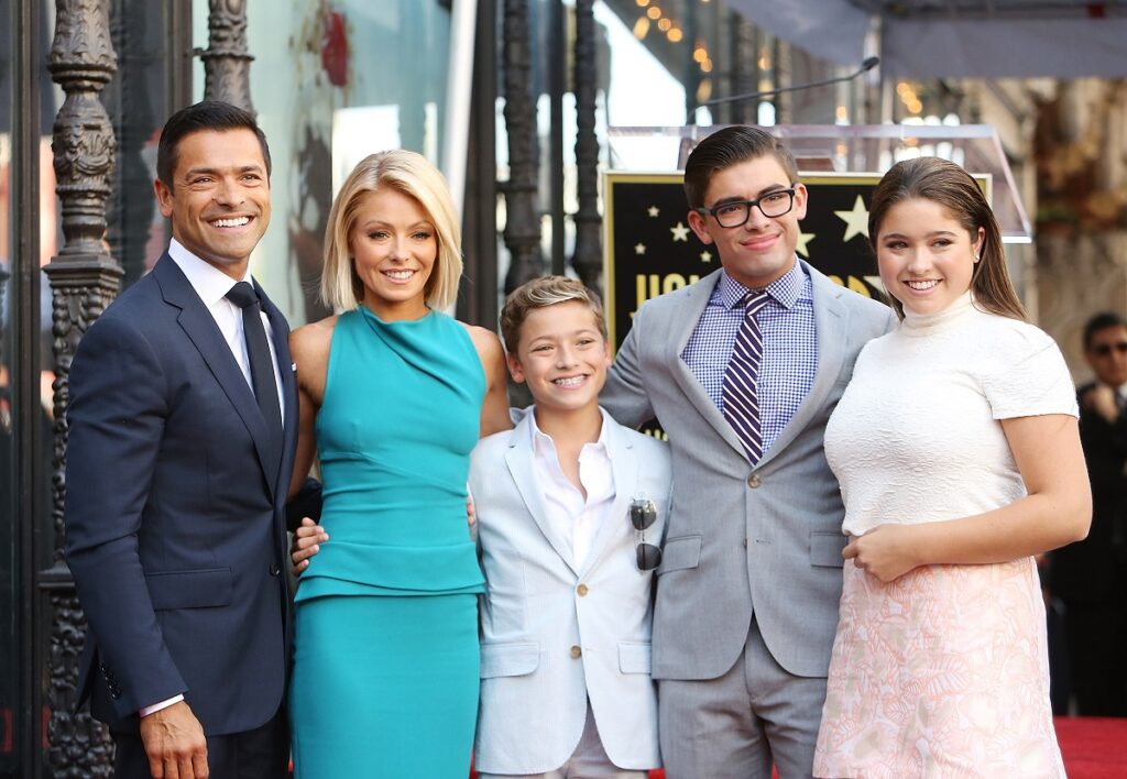 kelly ripa kids