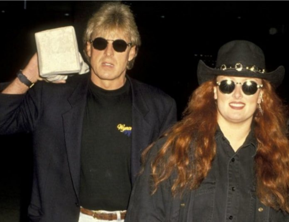 Elijah Judd's parents Arch Kelly III and Wynonna Judd 