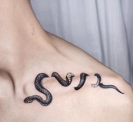 20+ SNAKE COLLARBONE TATTOO IDEAS THAT WILL BLOW YOUR MIND
