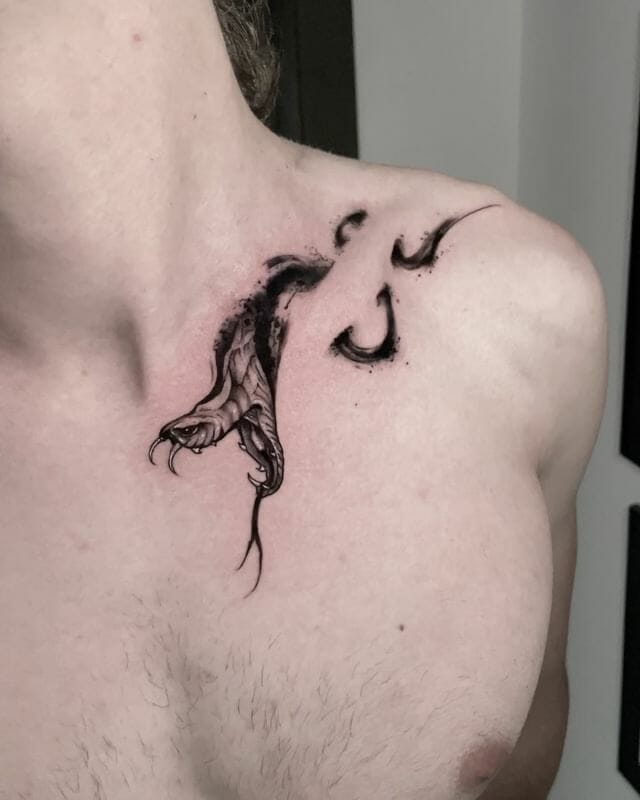 20+ SNAKE COLLARBONE TATTOO IDEAS THAT WILL BLOW YOUR MIND