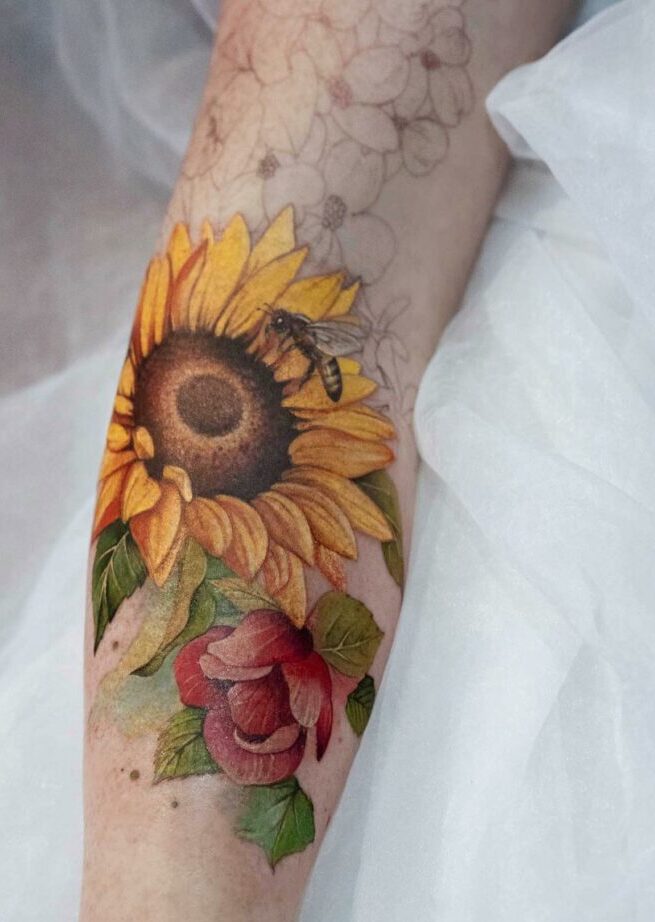 25+ SUNFLOWER AND ROSES TATTOO THAT WILL BLOW YOUR MIND!