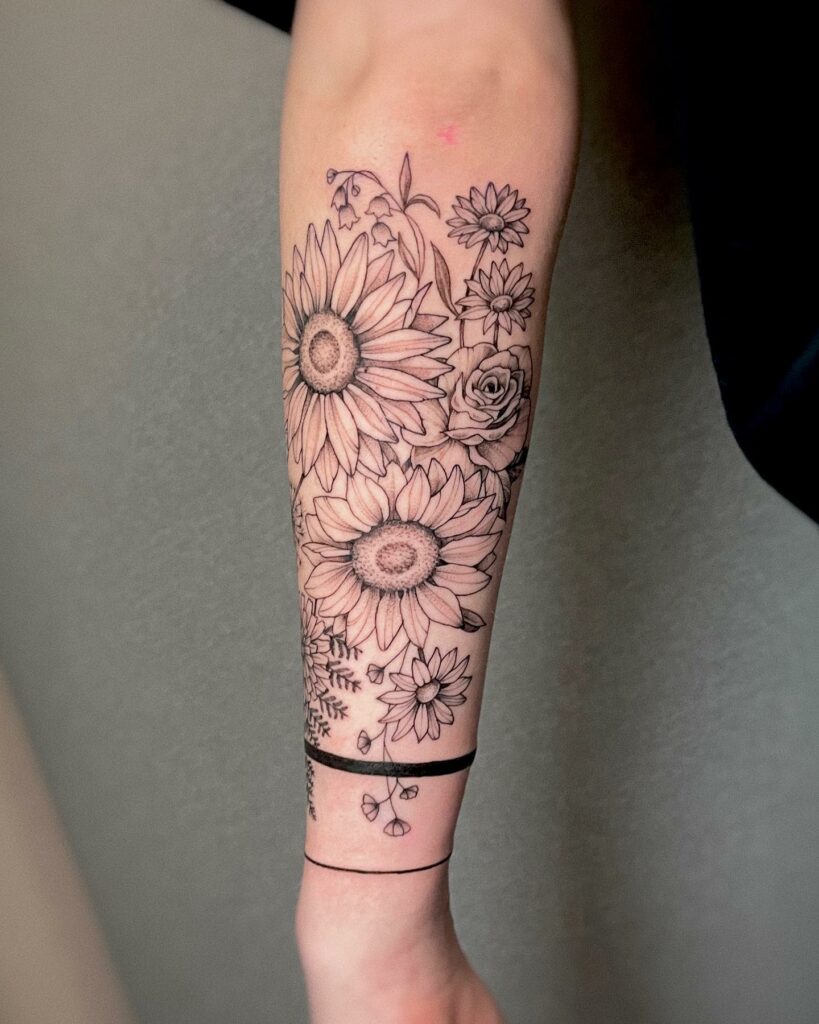 25+ SUNFLOWER AND ROSES TATTOO THAT WILL BLOW YOUR MIND!