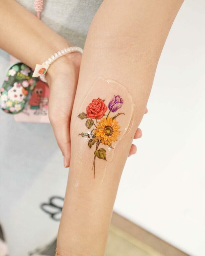 25+ SUNFLOWER AND ROSES TATTOO THAT WILL BLOW YOUR MIND!