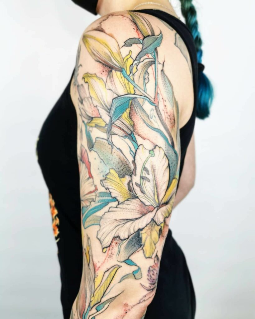 30+ FEMALE FLOWER SLEEVE TATTOO IDEAS THAT WILL BLOW YOUR MIND