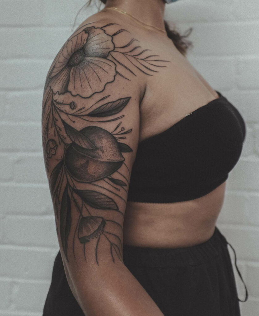 30+ FEMALE FLOWER SLEEVE TATTOO IDEAS THAT WILL BLOW YOUR MIND