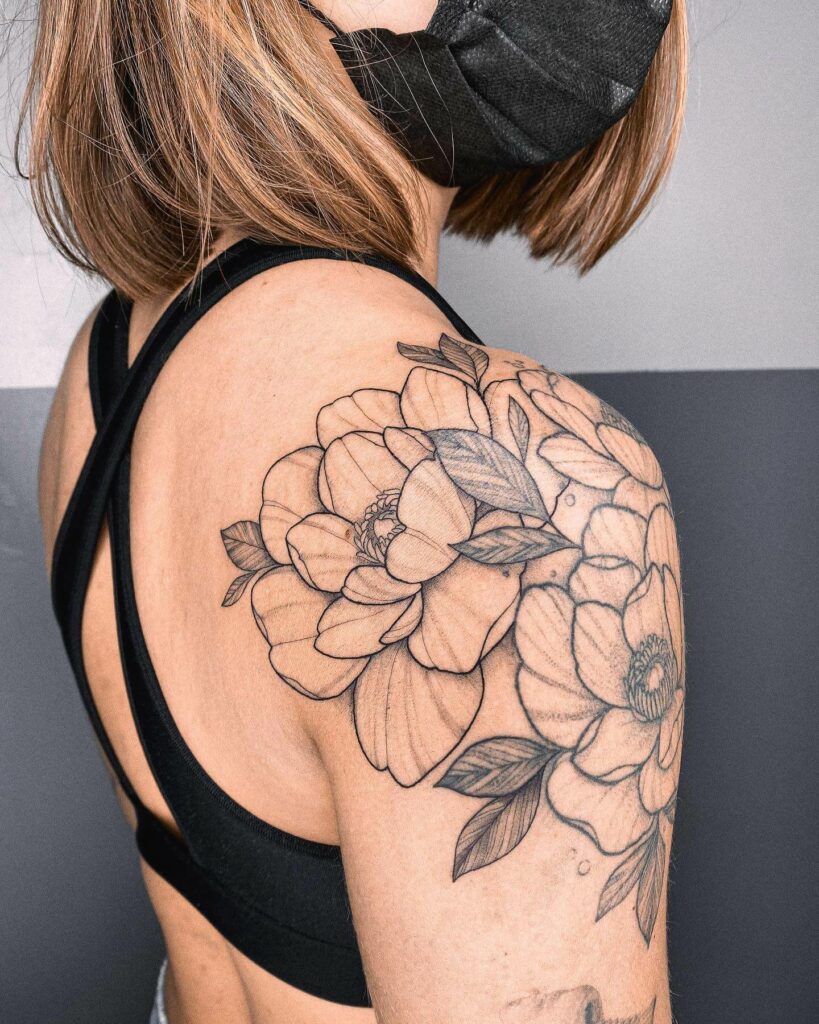 30+ FEMALE FLOWER SLEEVE TATTOO IDEAS THAT WILL BLOW YOUR MIND