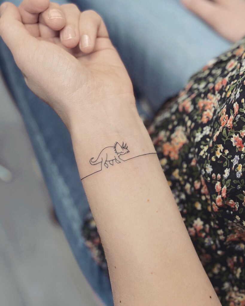 40+ MINIMALIST DINOSAUR TATTOO IDEAS THAT WILL BLOW YOUR MIND