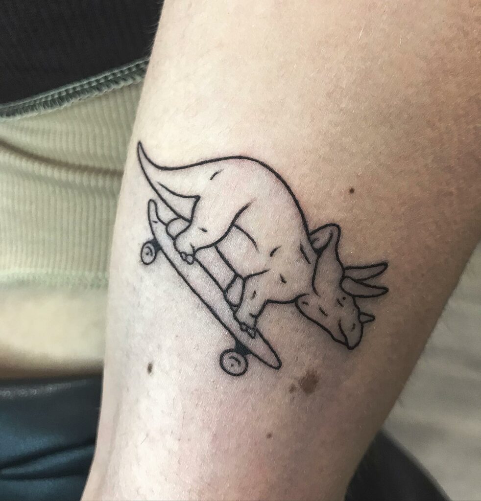 40+ MINIMALIST DINOSAUR TATTOO IDEAS THAT WILL BLOW YOUR MIND
