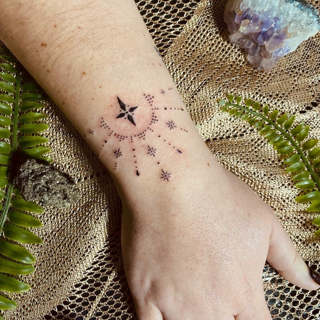 70+ FEMALE STRENGTH SYMBOL TATTOO DESIGNS THAT WILL BLOW YOUR MIND