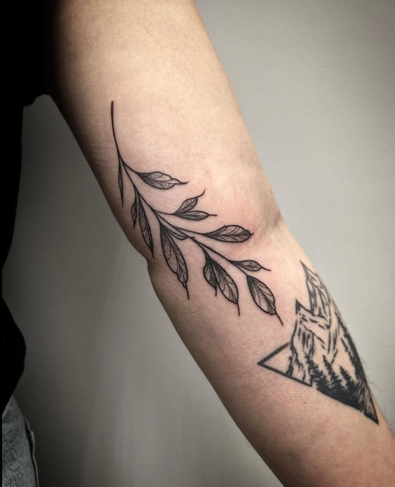 70+ VINE FLOWER TATTOO IDEAS THAT WILL BLOW YOUR MIND 