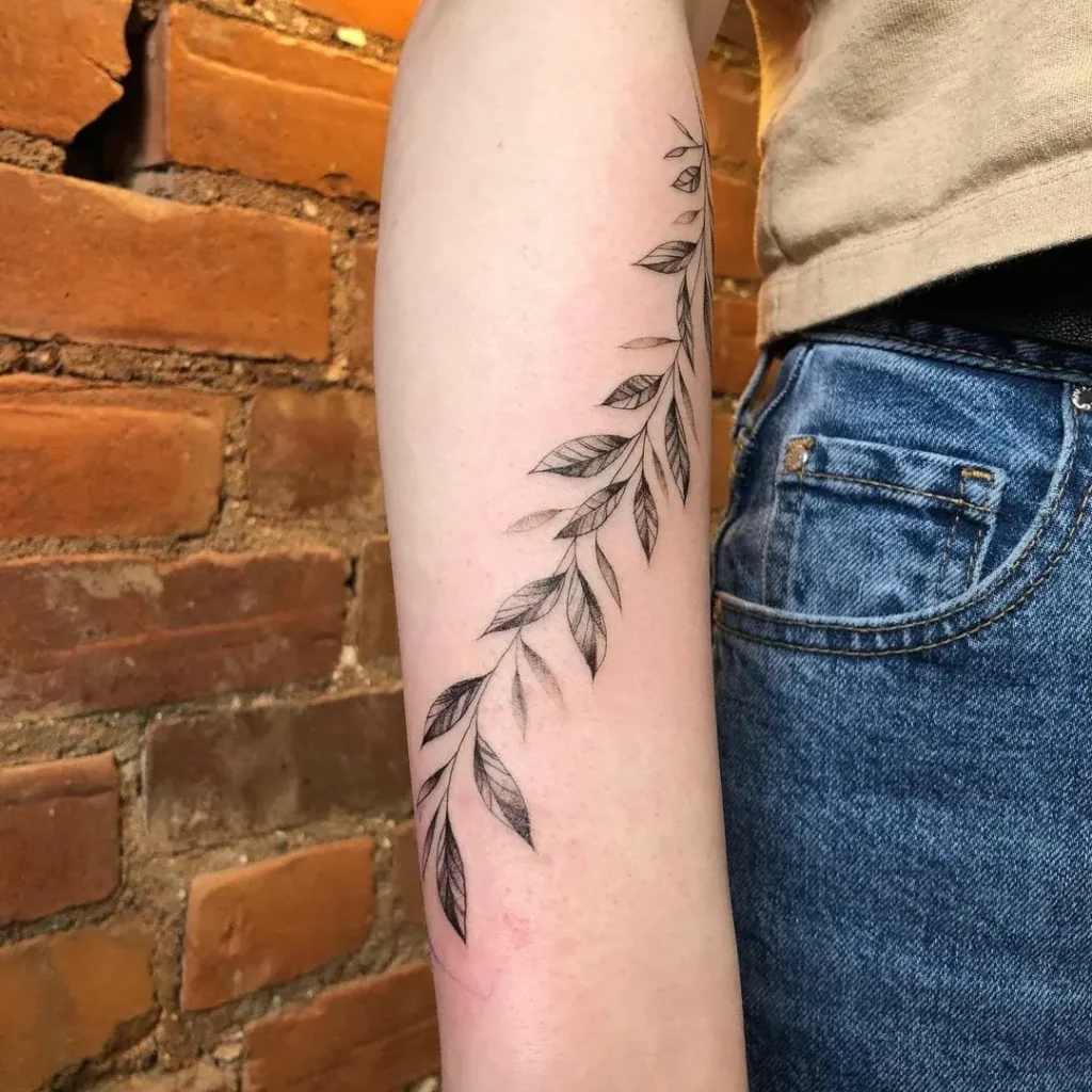 70+VINE FLOWER TATTOO IDEAS THAT WILL BLOW YOUR MIND