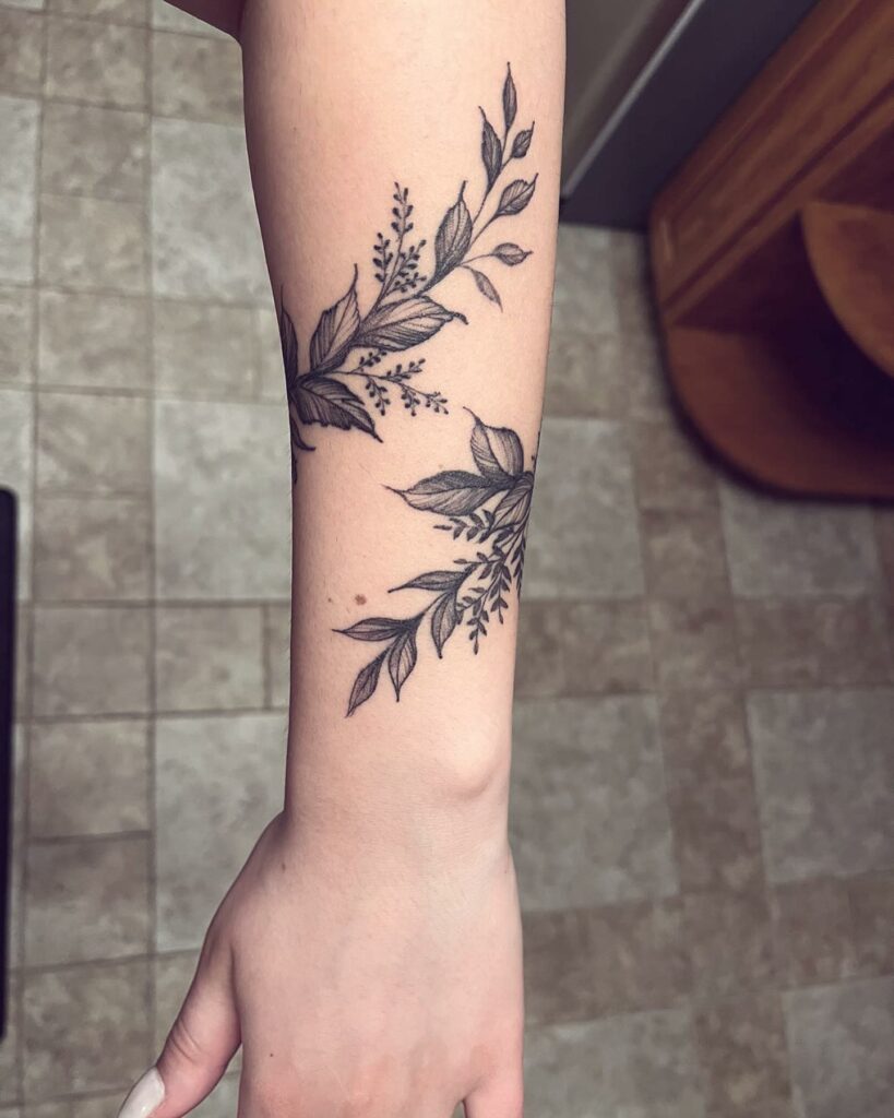 70+VINE FLOWER TATTOO IDEAS THAT WILL BLOW YOUR MIND