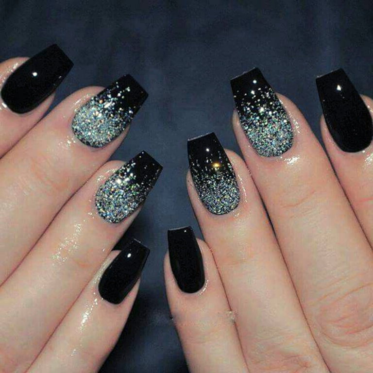 Black and silver Sparkle nails