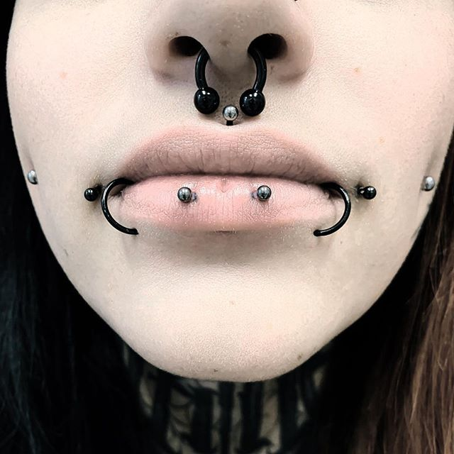 Horizontal Lip Piercing pics