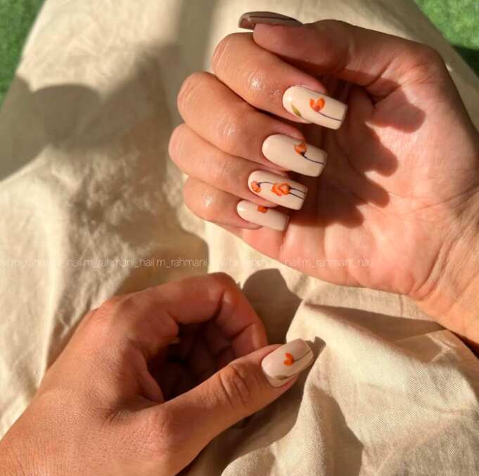 70+ Summer Flower Nails Designs and Simple Nails Designs