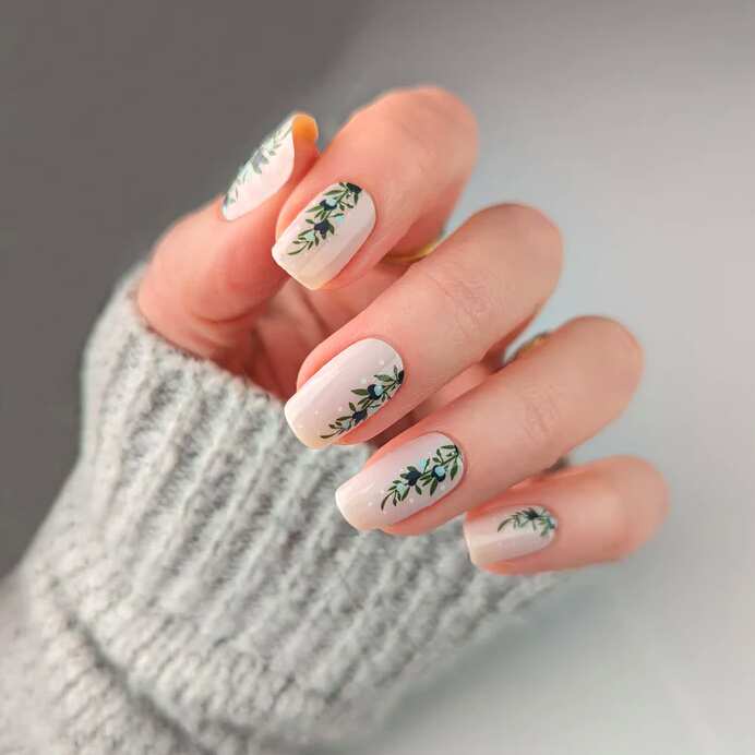 70+ Summer Flower Nails Designs and Simple Nails Designs