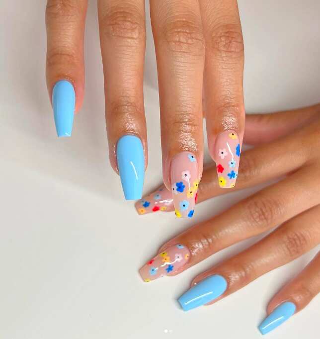 70+ Summer Flower Nails Designs and Simple Nails Designs