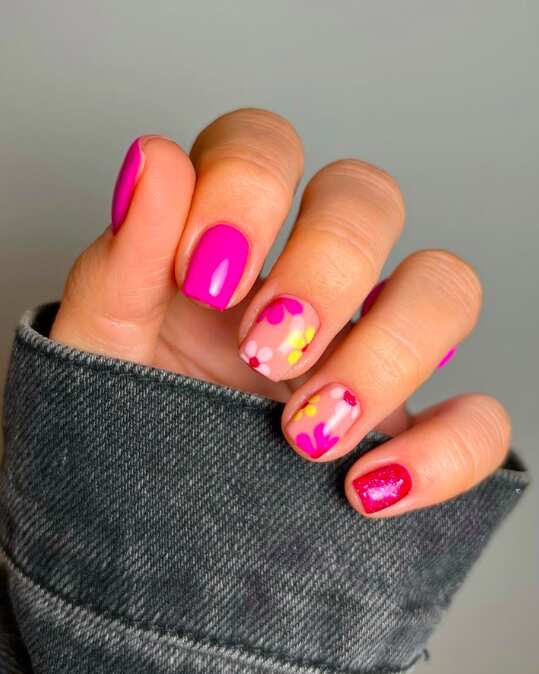 70+ Summer Flower Nails Designs and Simple Nails Designs