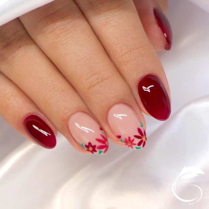 70+ Summer Flower Nails Designs and Simple Nails Designs