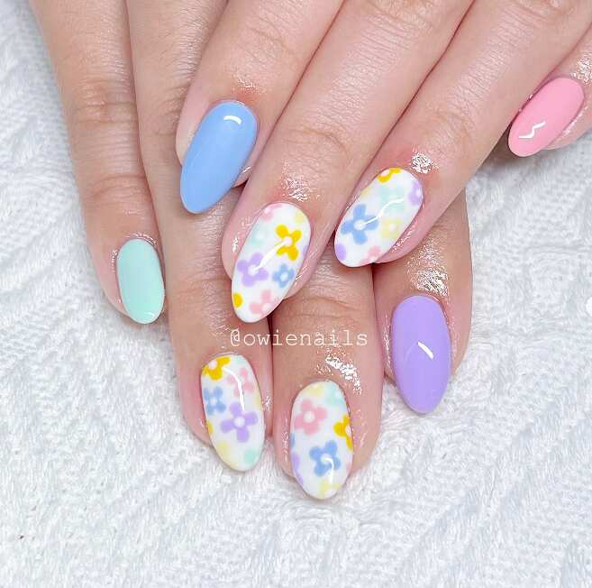 70+ Summer Flower Nails Designs and Simple Nails Designs
