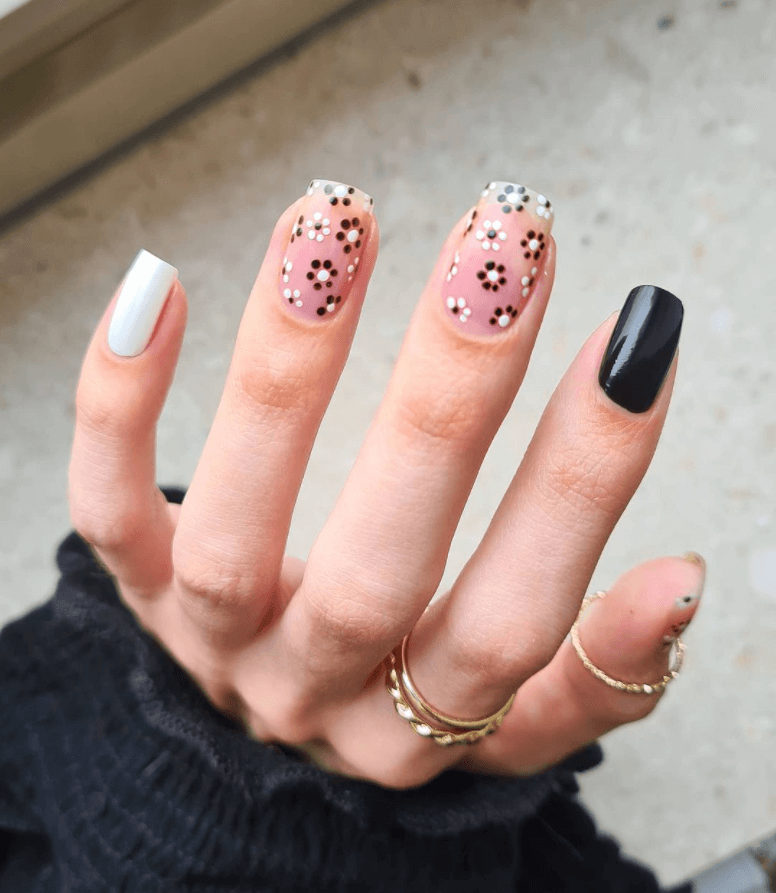 70+ Summer Flower Nails Designs and Simple Nails Designs