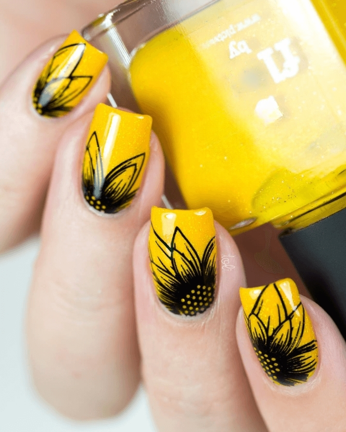 70+ Summer Flower Nails Designs and Simple Nails Designs